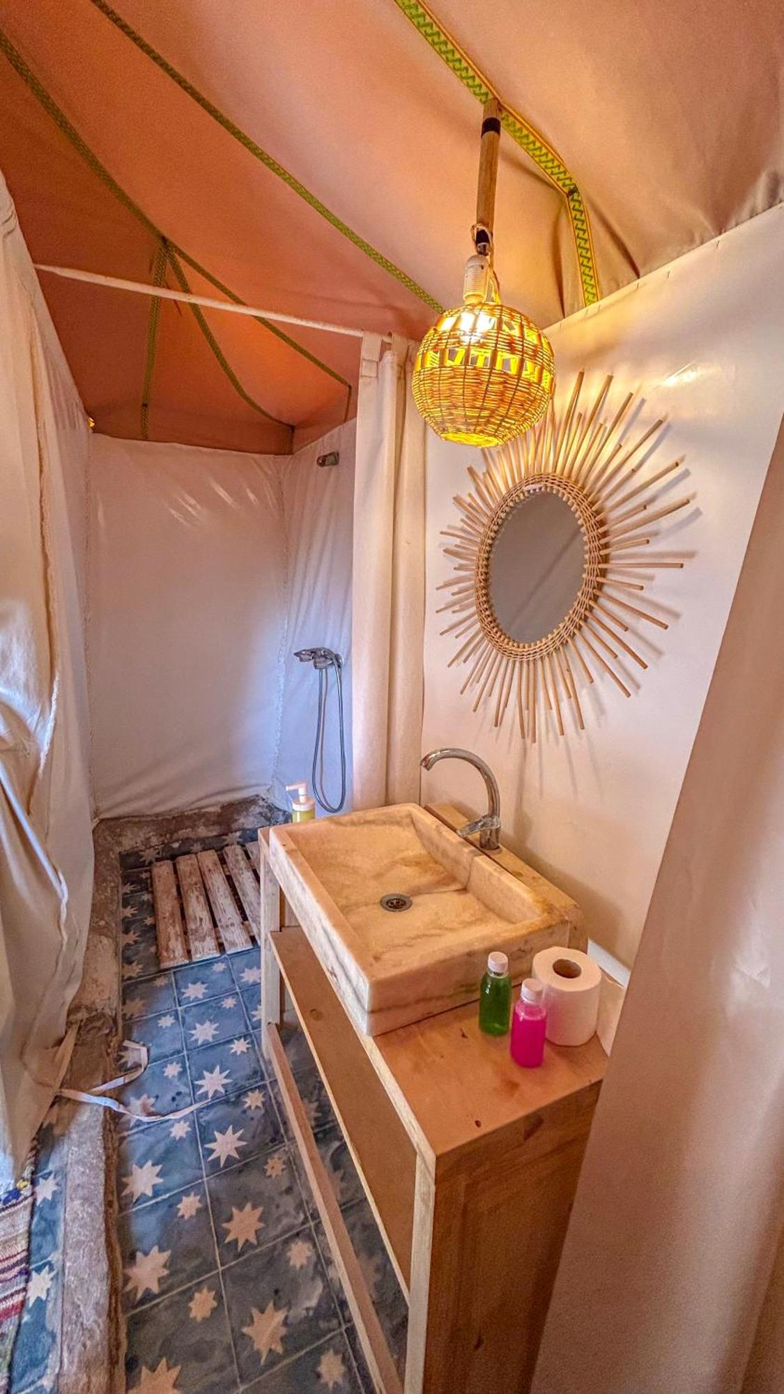 Jardin Kotori Luxury Camp Hotel Мерцуга Екстериор снимка